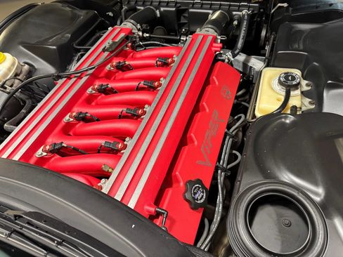Used 2002 Dodge Viper GTS RWD image 30