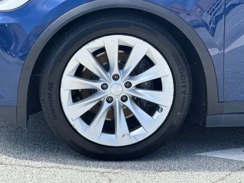 Used 2016 Tesla Model X 90D AWD/4WD image 25