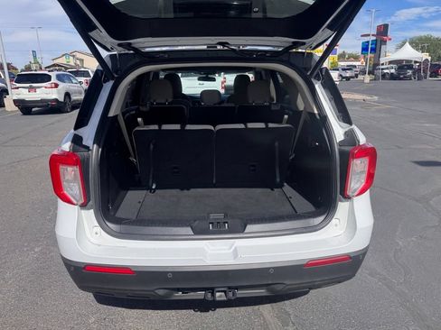 Used 2021 Ford Explorer 4WD w/ Class III Trailer Tow Package image 21