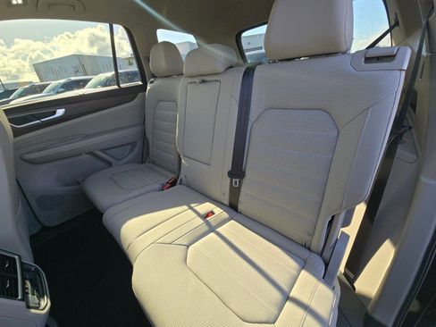 New 2026 Volkswagen Atlas SEL AWD/4WD image 22