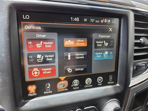 Used 2017 RAM 1500 Laramie w/ Convenience Group AWD/4WD image 29
