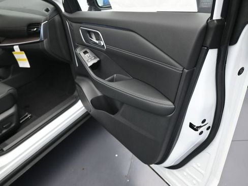 New 2026 Nissan Rogue Platinum w/ Platinum Premium Package image 40