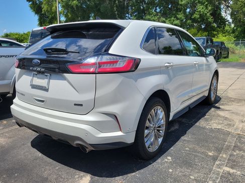 Used 2022 Ford Edge Titanium w/ Equipment Group 301A AWD/4WD image 5