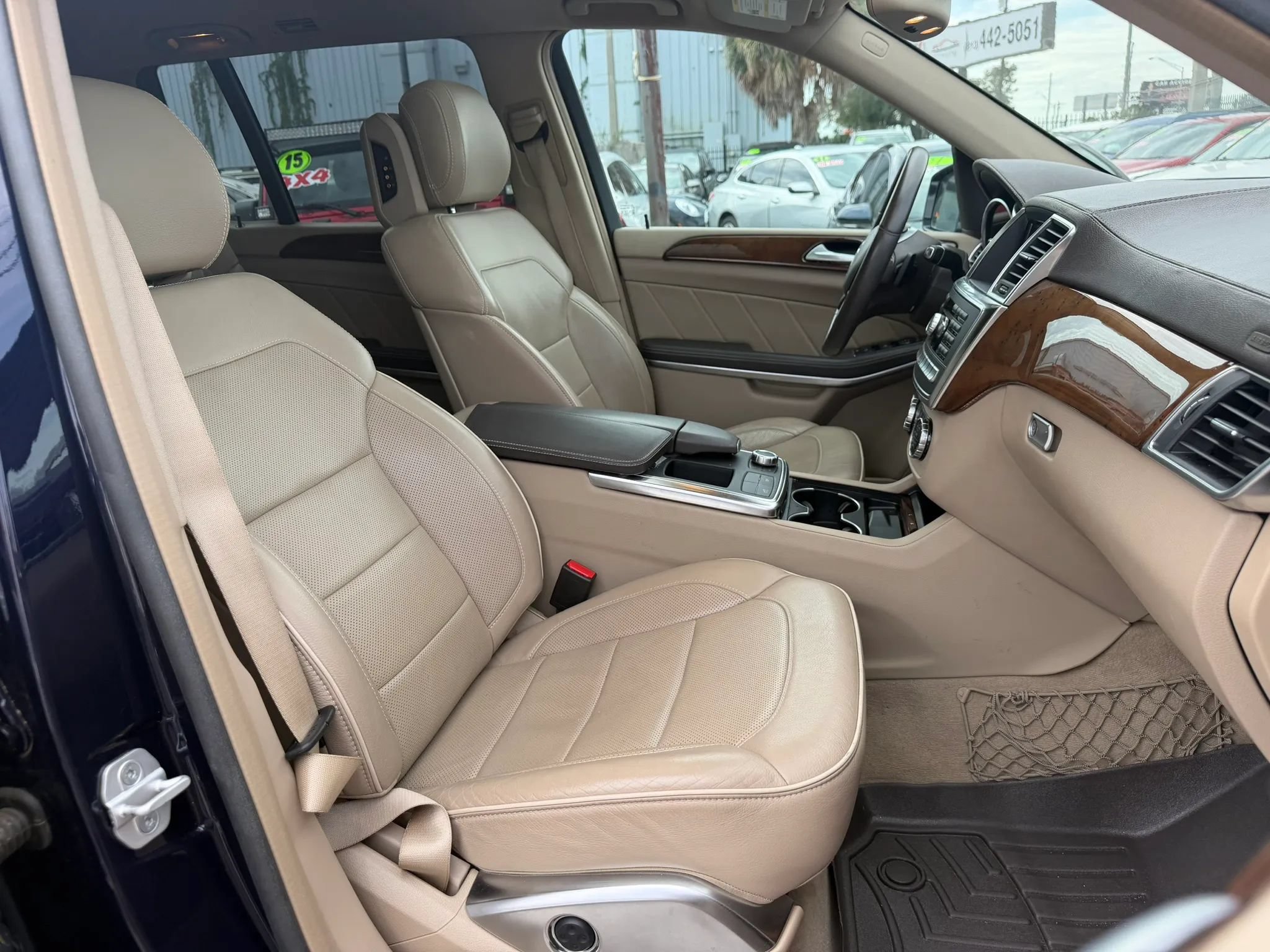 Used 2013 Mercedes-Benz GL 450 4MATIC image 11