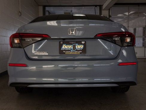 Used 2024 Honda Civic EX image 4