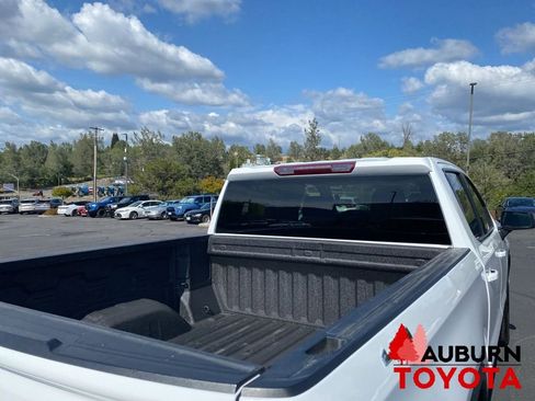 Used 2023 GMC Sierra 1500 Elevation AWD/4WD image 10