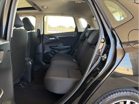 Used 2018 Honda Fit EX image 11