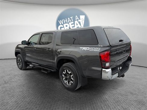 Certified 2019 Toyota Tacoma TRD Off-Road image 6