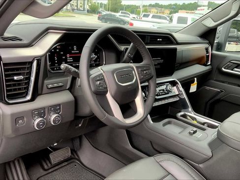 New 2025 GMC Sierra 2500 Denali w/ Denali Reserve Package image 8