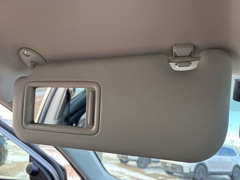 Used 2017 Toyota Corolla SE image 16