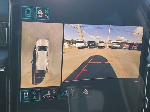 New 2026 GMC Yukon Elevation image 16