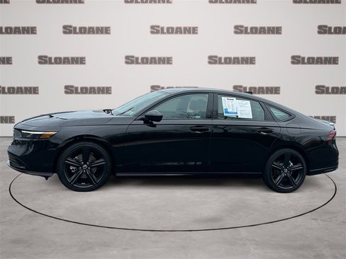 Certified 2025 Honda Accord Sport image 2