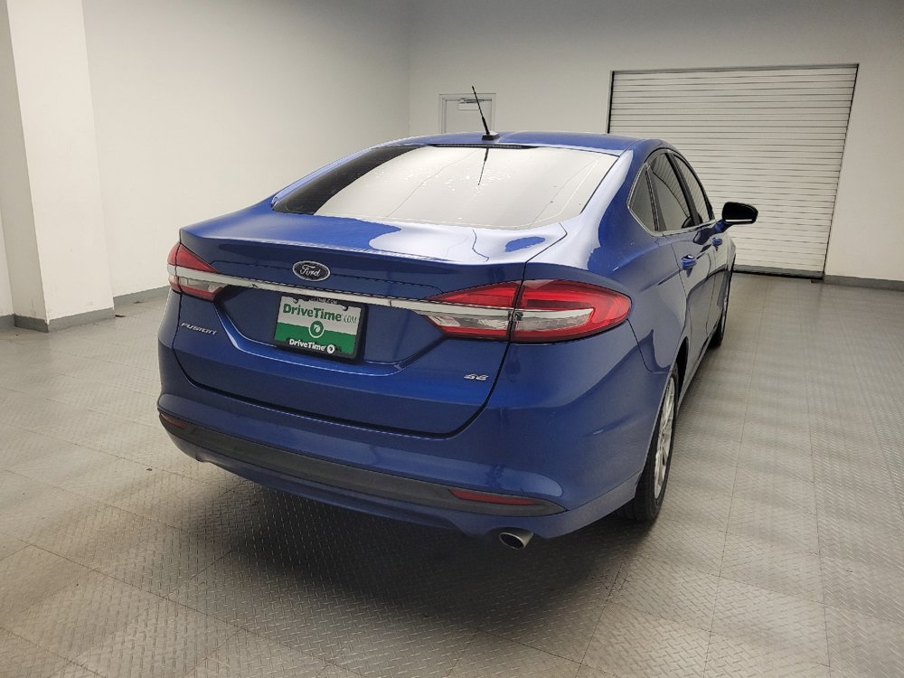 Used 2017 Ford Fusion SE FWD image 7