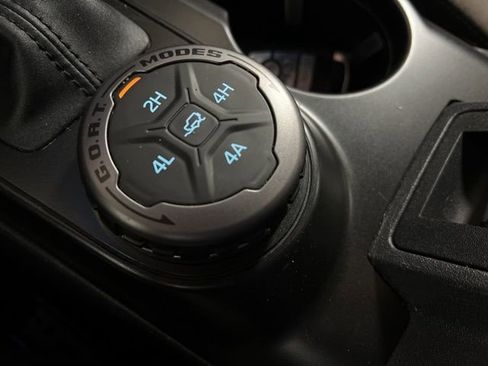 Used 2023 Ford Bronco Wildtrak AWD/4WD image 27