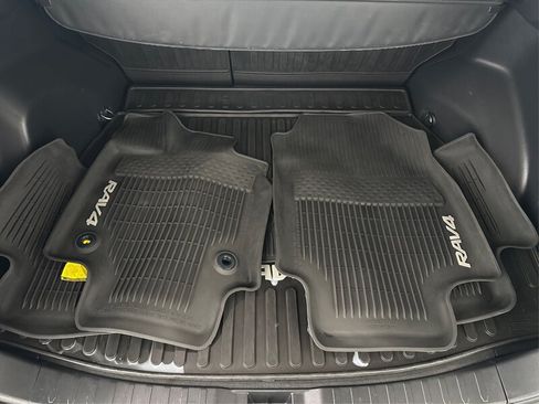 Used 2020 Toyota RAV4 LE w/ All Weather Liner Package FWD image 13
