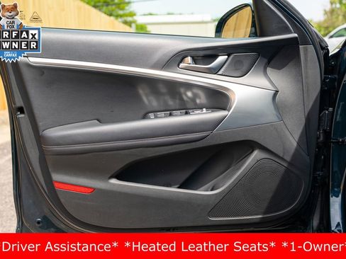 Used 2025 Genesis G70 2.5T AWD/4WD image 13