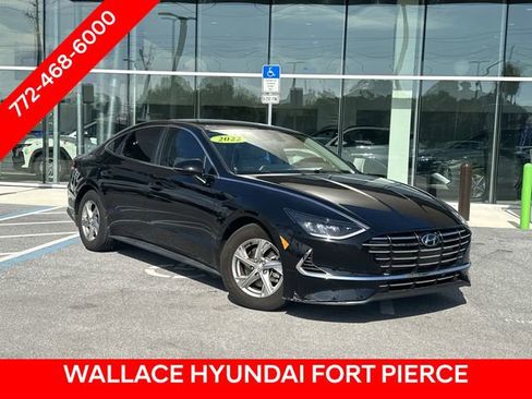 Used 2022 Hyundai Sonata SE FWD image 2