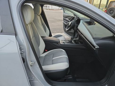 New 2026 MAZDA CX-30 Aire Edition image 17