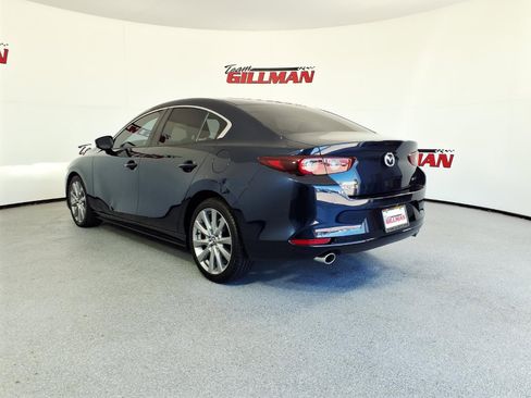 Used 2023 MAZDA MAZDA3 s FWD image 4