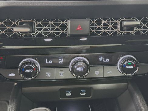 Certified 2025 Honda Accord Sport image 9