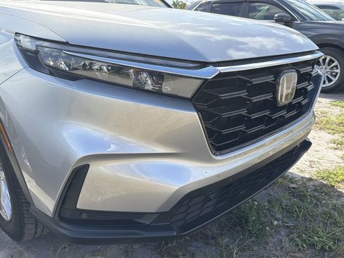 Used 2025 Honda CR-V EX-L image 11