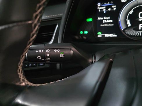 Used 2019 Lexus UX 250h w/ Accessory Package image 20