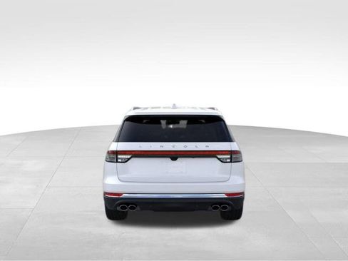 New 2026 Lincoln Aviator Reserve image 6