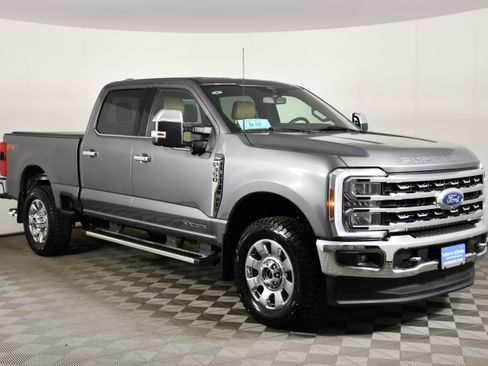 Used 2024 Ford F350 Lariat w/ Chrome Package AWD/4WD image 4