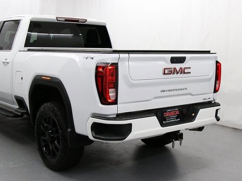 Used 2022 GMC Sierra 3500 SLE w/ SLE Convenience Package image 8
