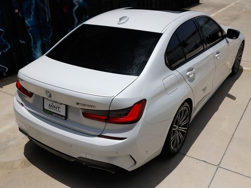 Used 2021 BMW M340i RWD image 15