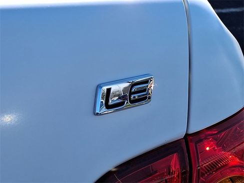 Used 2010 Toyota Corolla LE image 29