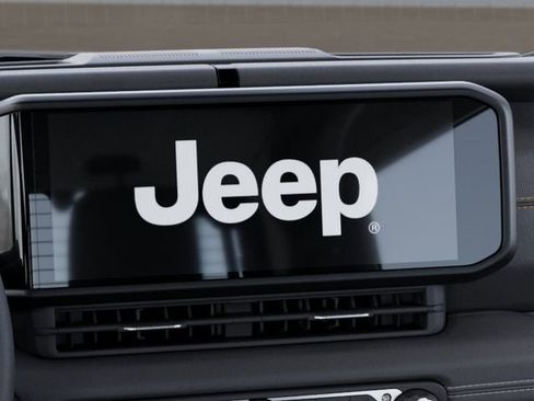 New 2026 Jeep Wrangler Unlimited Sahara AWD/4WD image 18