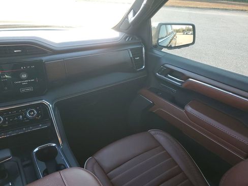 Used 2024 GMC Sierra 1500 Denali Ultimate image 11