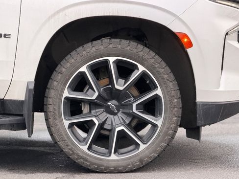 Used 2023 Chevrolet Tahoe RST w/ Luxury Package image 15