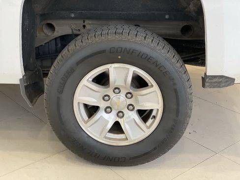 Used 2018 Chevrolet Silverado 1500 LT image 12