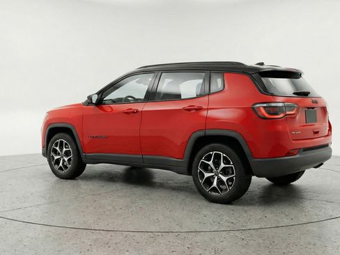 Used 2025 Jeep Compass Limited AWD/4WD image 6