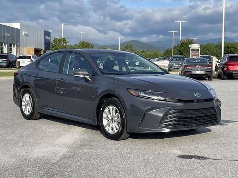 Used 2025 Toyota Camry LE w/ Convenience Package AWD/4WD image 1