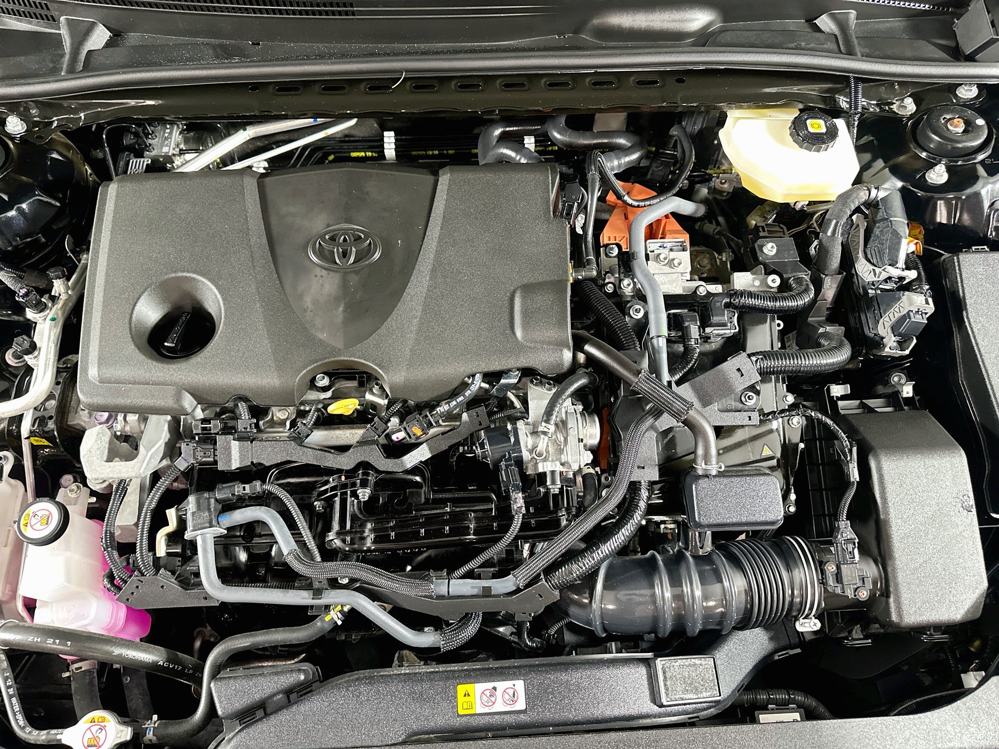 Used 2025 Toyota Camry LE FWD image 33