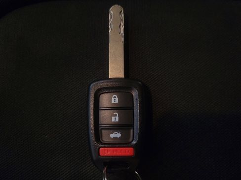 Used 2019 Honda Civic LX image 32