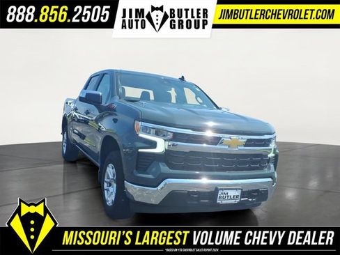 Used 2025 Chevrolet Silverado 1500 LT AWD/4WD image 23