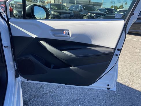 Used 2024 Toyota Corolla SE image 22