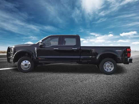 Used 2025 Ford F450 King Ranch w/ Chrome Package AWD/4WD image 22