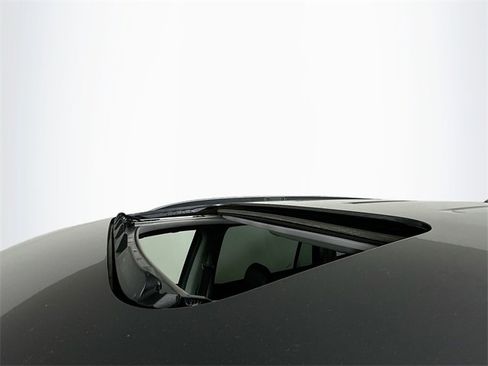 Certified 2019 Honda Pilot Touring image 9