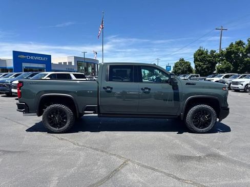 New 2026 Chevrolet Silverado 2500 LTZ w/ Trail Boss Package AWD/4WD image 8