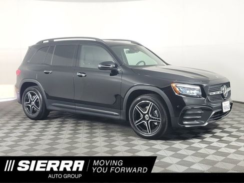 Used 2024 Mercedes-Benz GLB 250 image 1