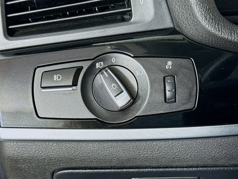 Used 2017 BMW X3 xDrive28i image 11