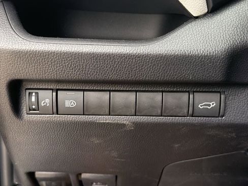 Used 2025 Toyota RAV4 XLE w/ Convenience Package image 23