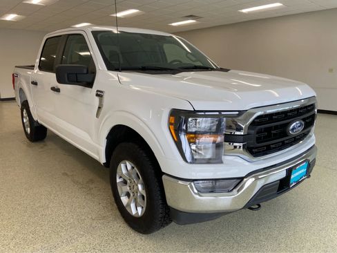 Used 2023 Ford F150 XLT image 4