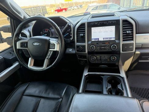 Used 2021 Ford F350 Lariat AWD/4WD image 7
