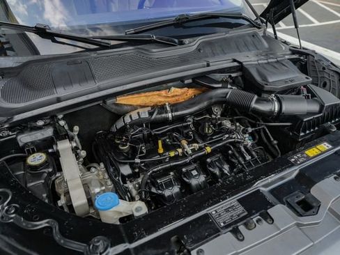 Used 2015 Land Rover Range Rover Evoque Pure image 22